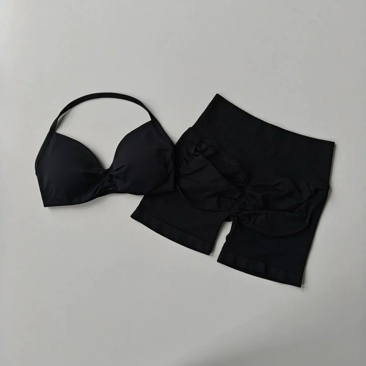 Yoga set for women, fitness, breathable, quick drying training, beautiful back, gathered underwear, high waist, hip lifting shor